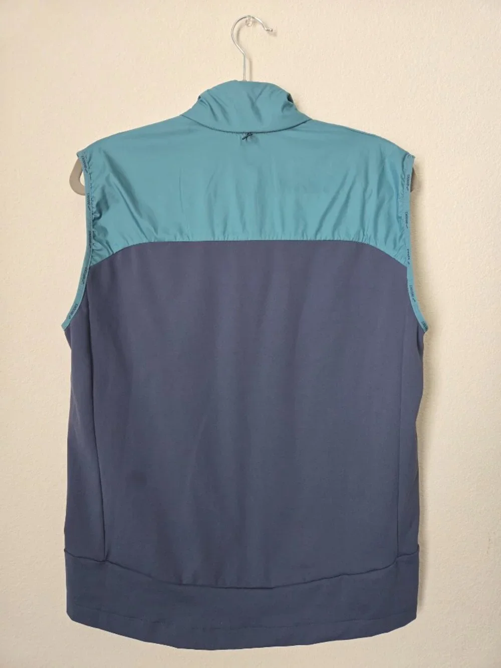 Brooks Men's Shield Hybrid 3.0 VestRunning Vest Storm Blue Size XS *SMALL STAIN*
